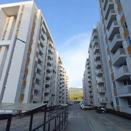 Beautiful And Cozy Apartment Villeta Exterior photo